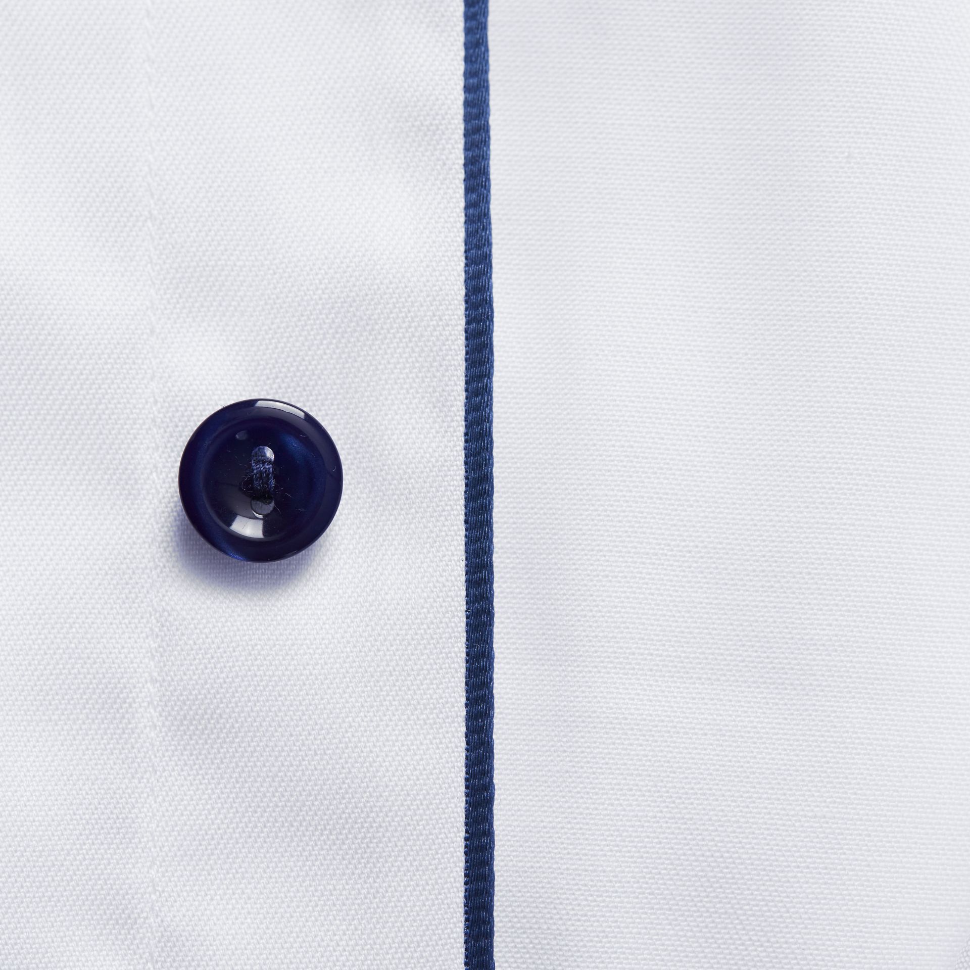 White Twill Shirt Dark Blue Details - Slim Fit