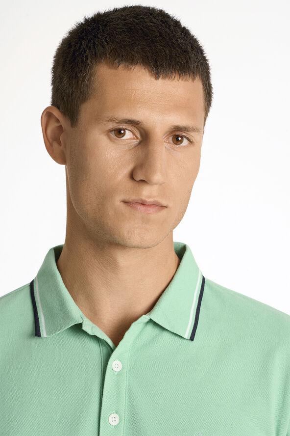 Polo shirt w. contrast piping