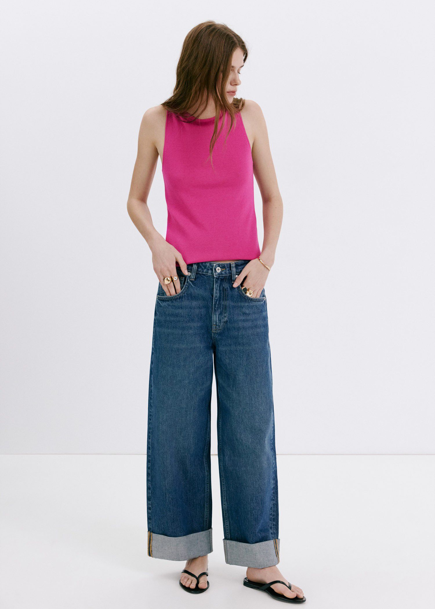 Fine knit boat neck top