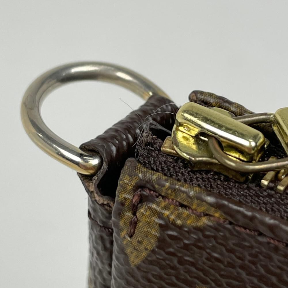 Louis Vuitton Pochette Accessoires