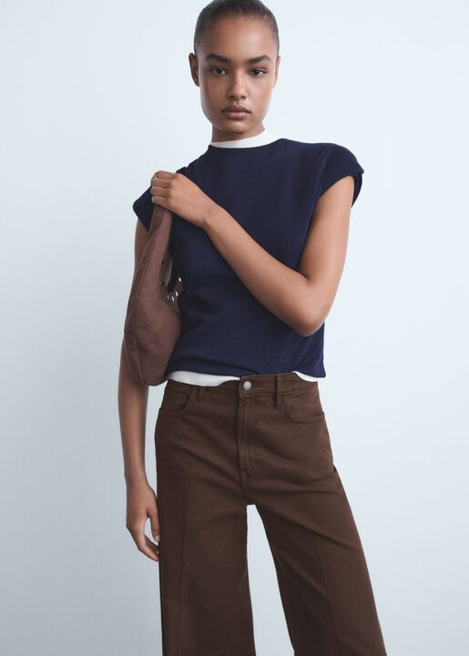 High-waisted wide-leg jeans