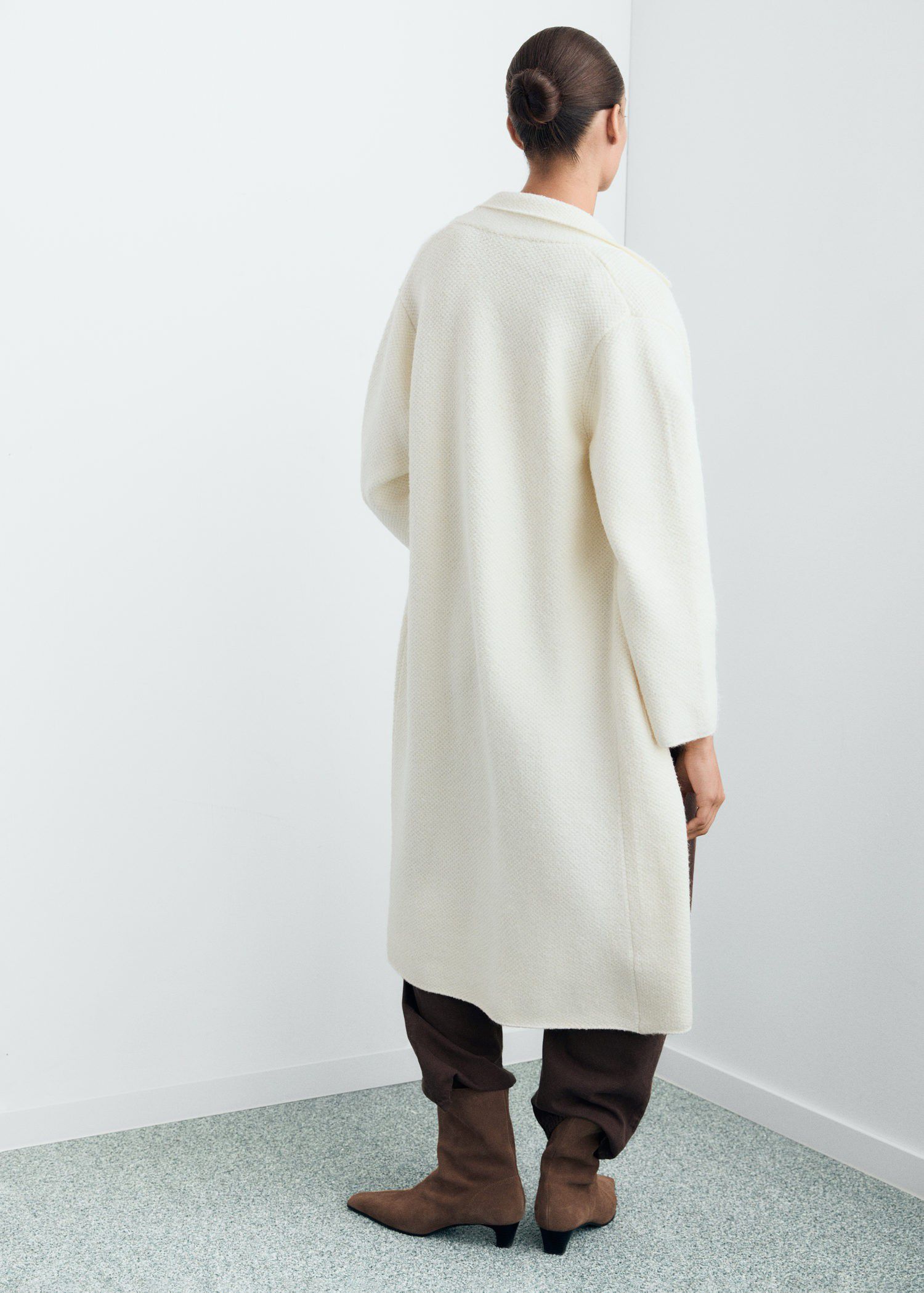 Knitted long coat
