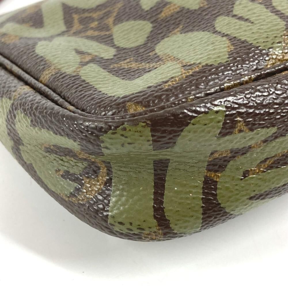 Louis Vuitton Pochette Accessoires