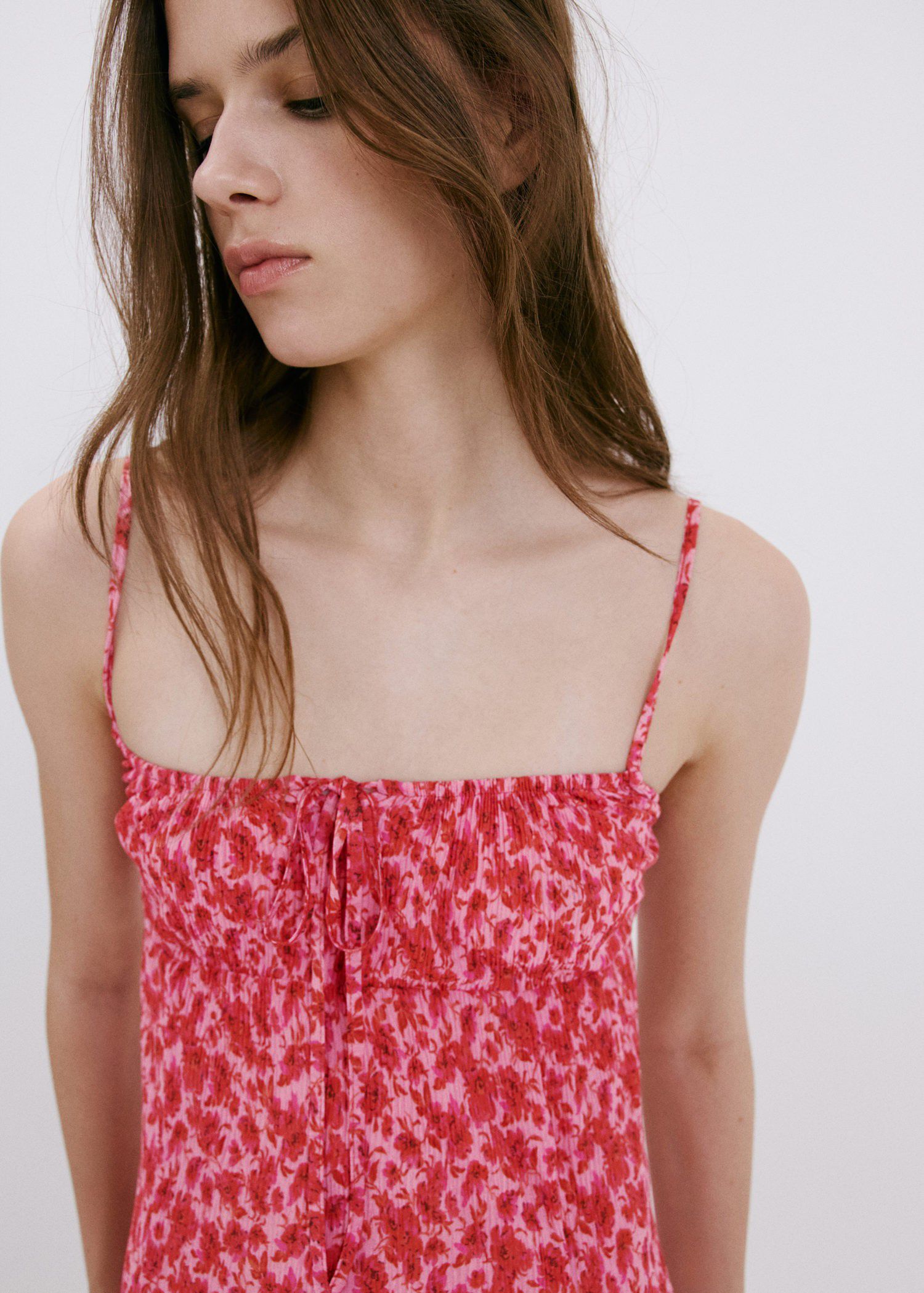 Floral-print pleated dress