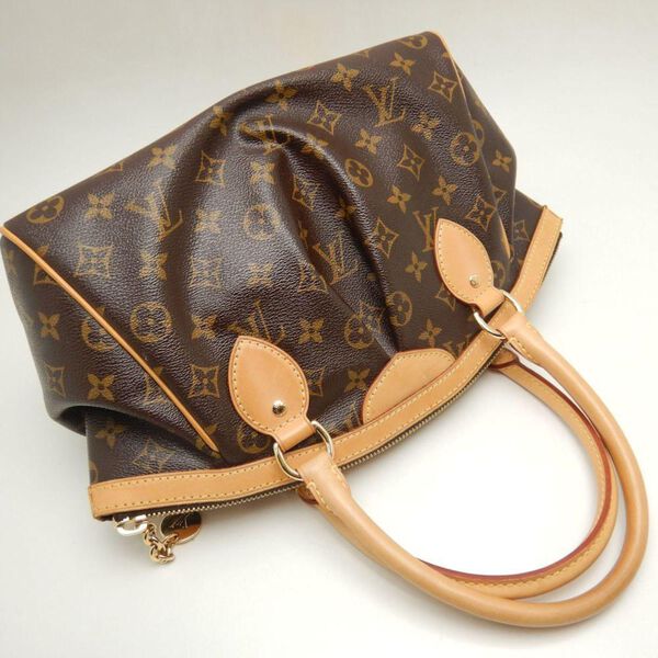 Louis Vuitton Tivoli