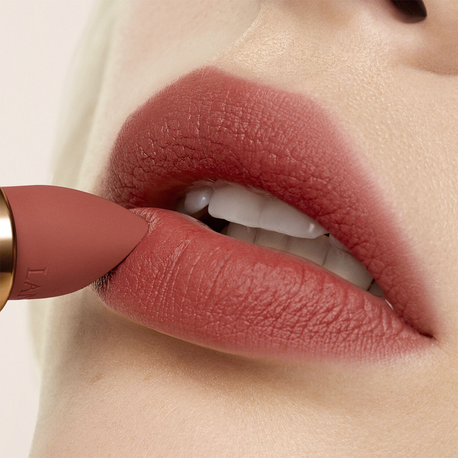 Lanc&ocirc;me L'Absolu Rouge Intimatte 273 French Nude