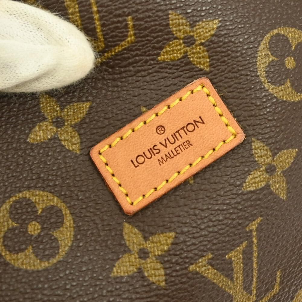 Louis Vuitton Saumur