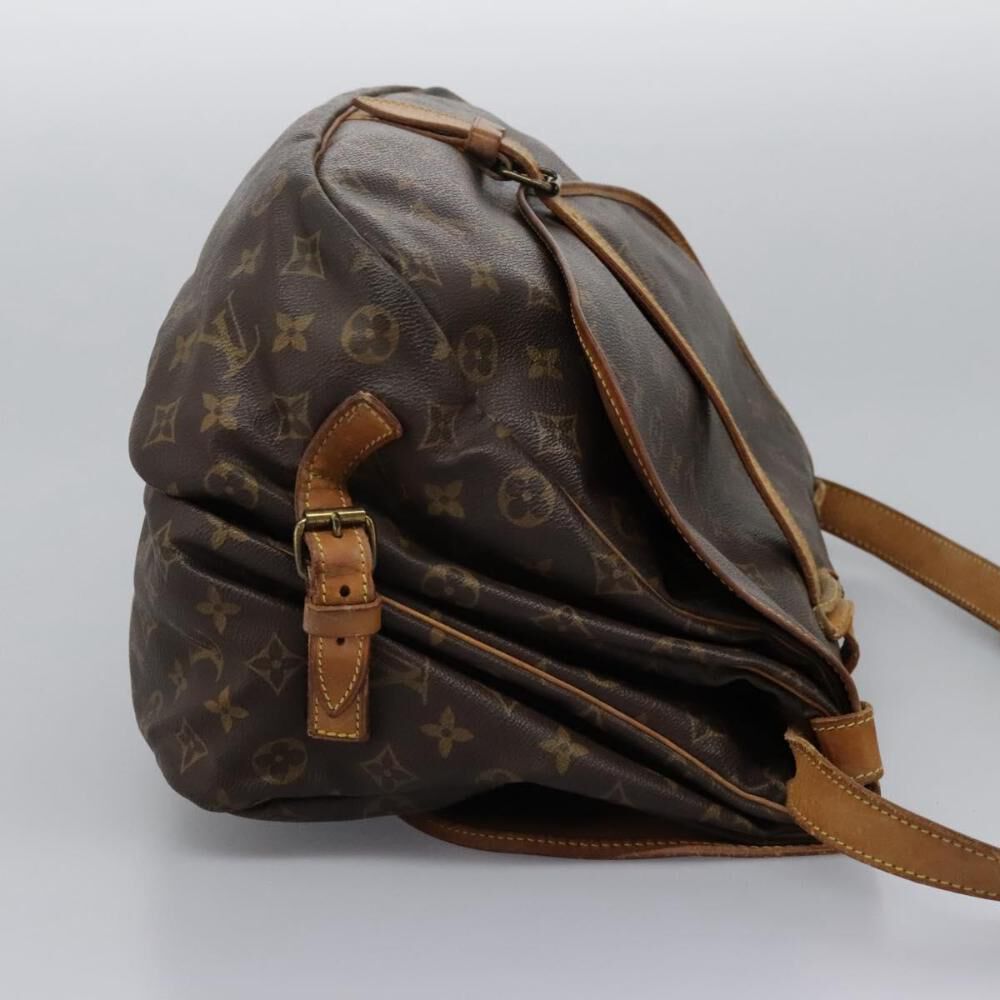 Louis Vuitton Saumur