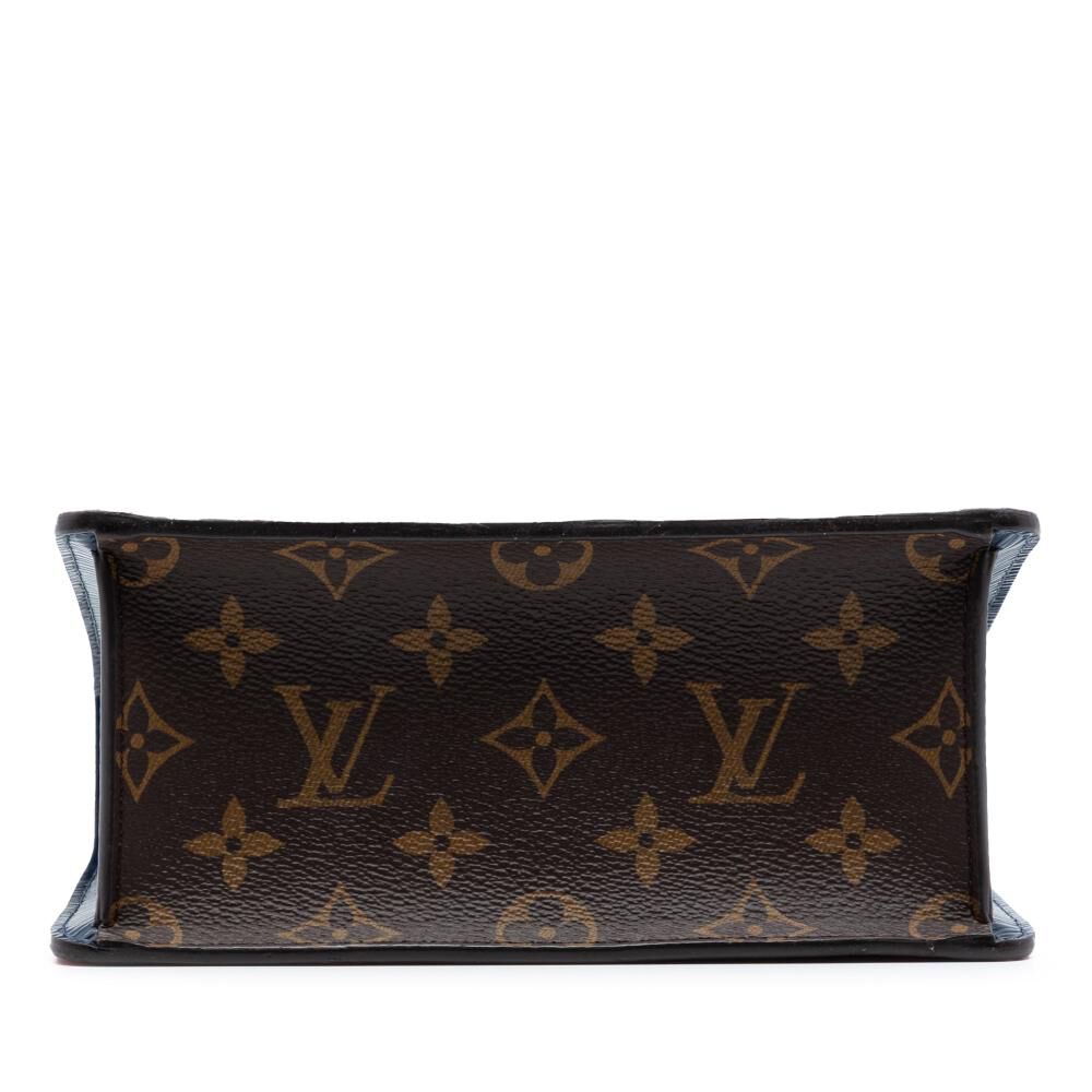 Louis Vuitton Spring Street