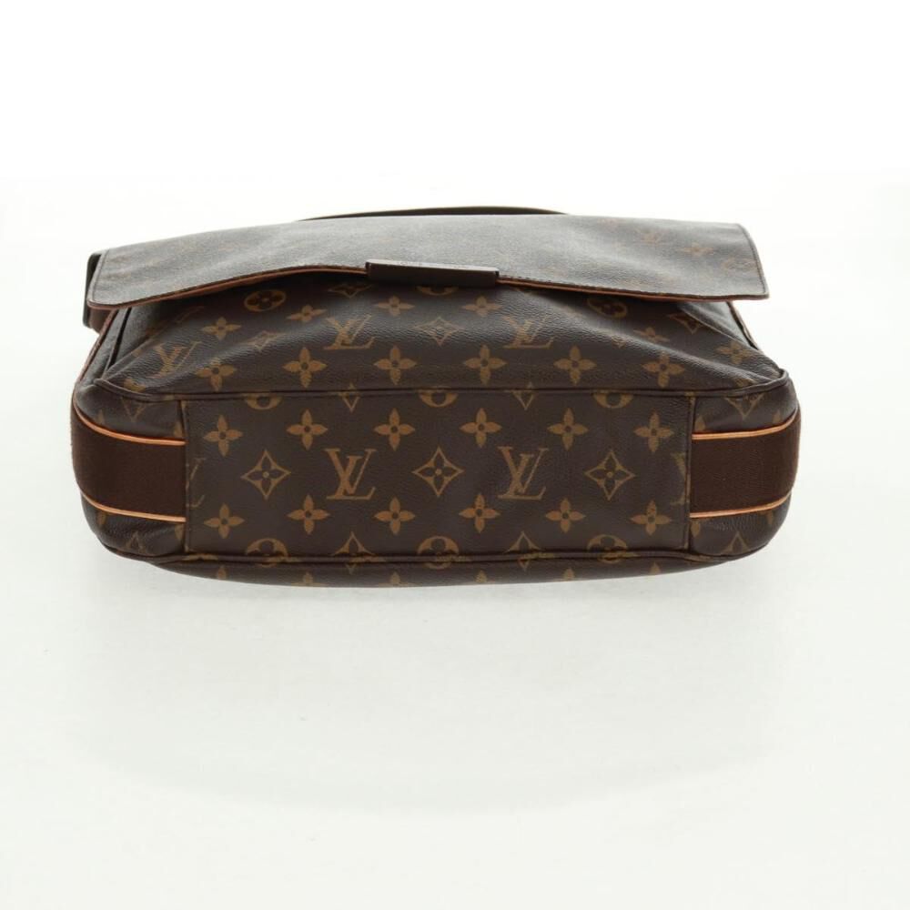 Louis Vuitton Messenger