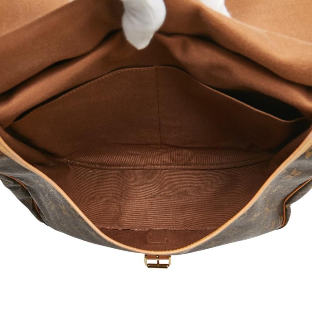 Louis Vuitton Saumur