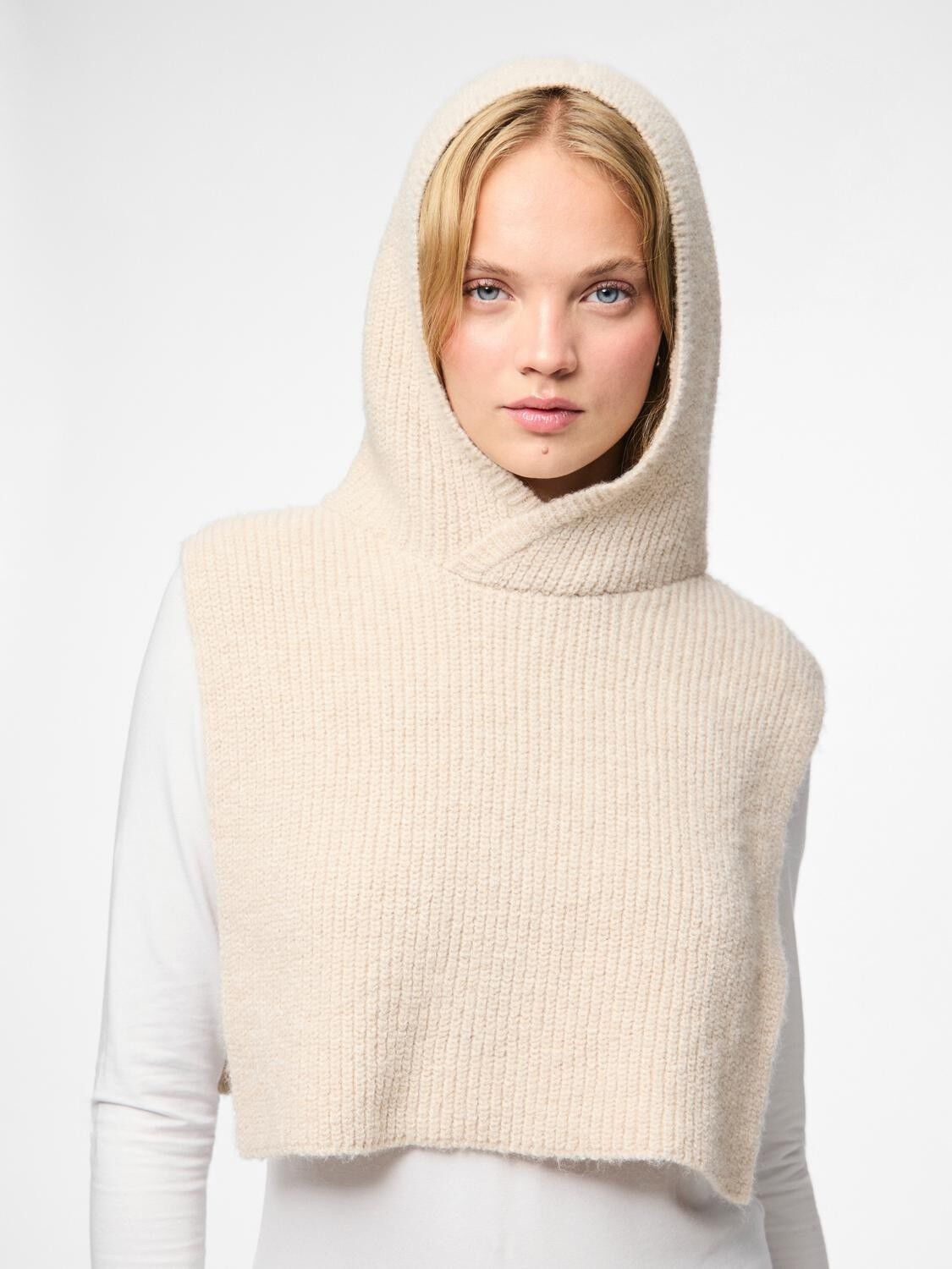 PCJEMMI NECKWARMER BC