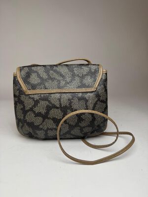 Yves Saint Laurent Shoulder Bag