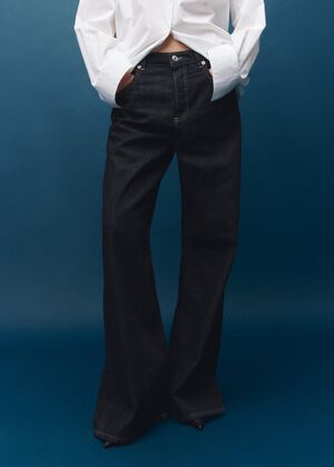 Wide-leg jeans with buttons