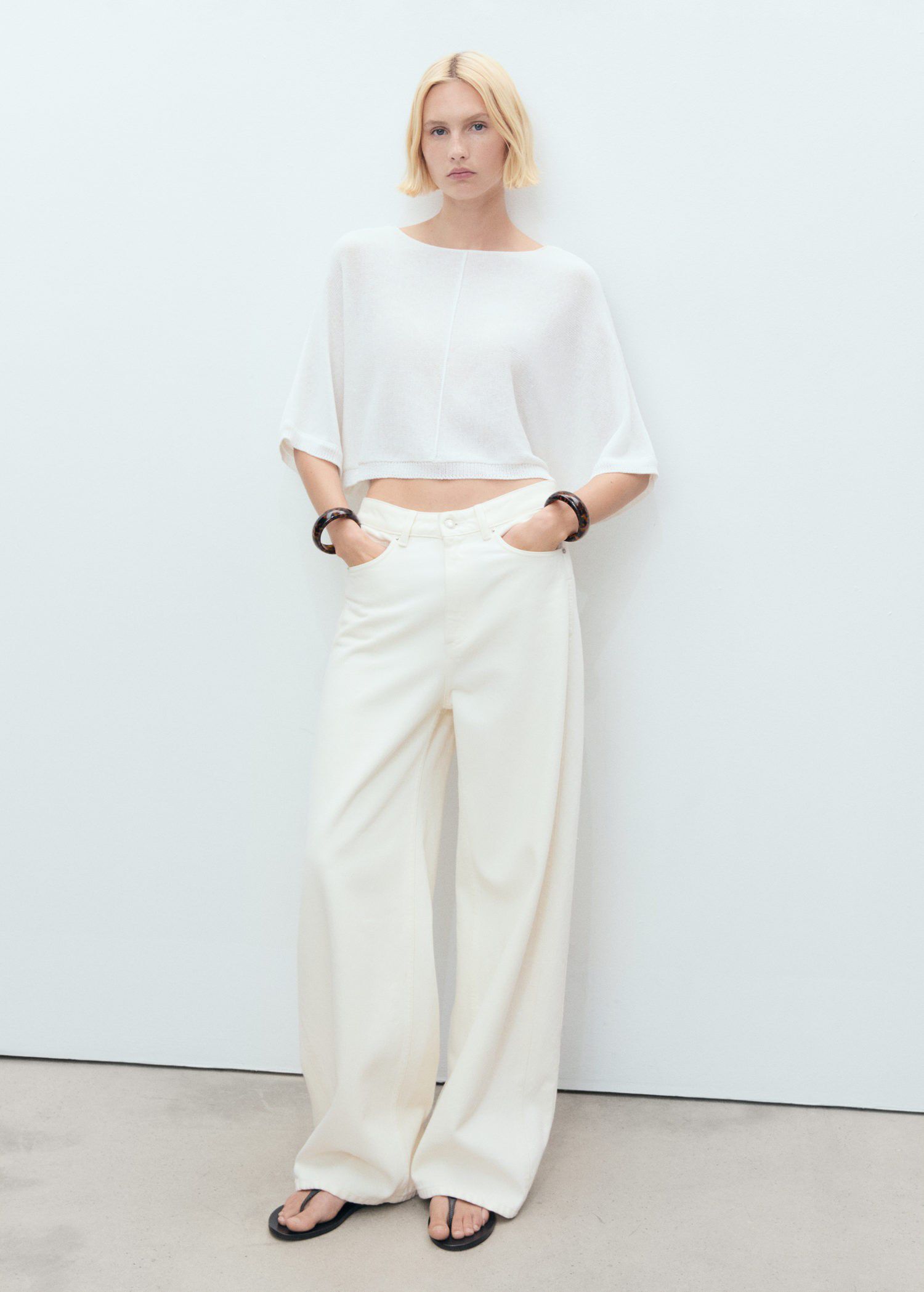 Oversized fine-knit sweater