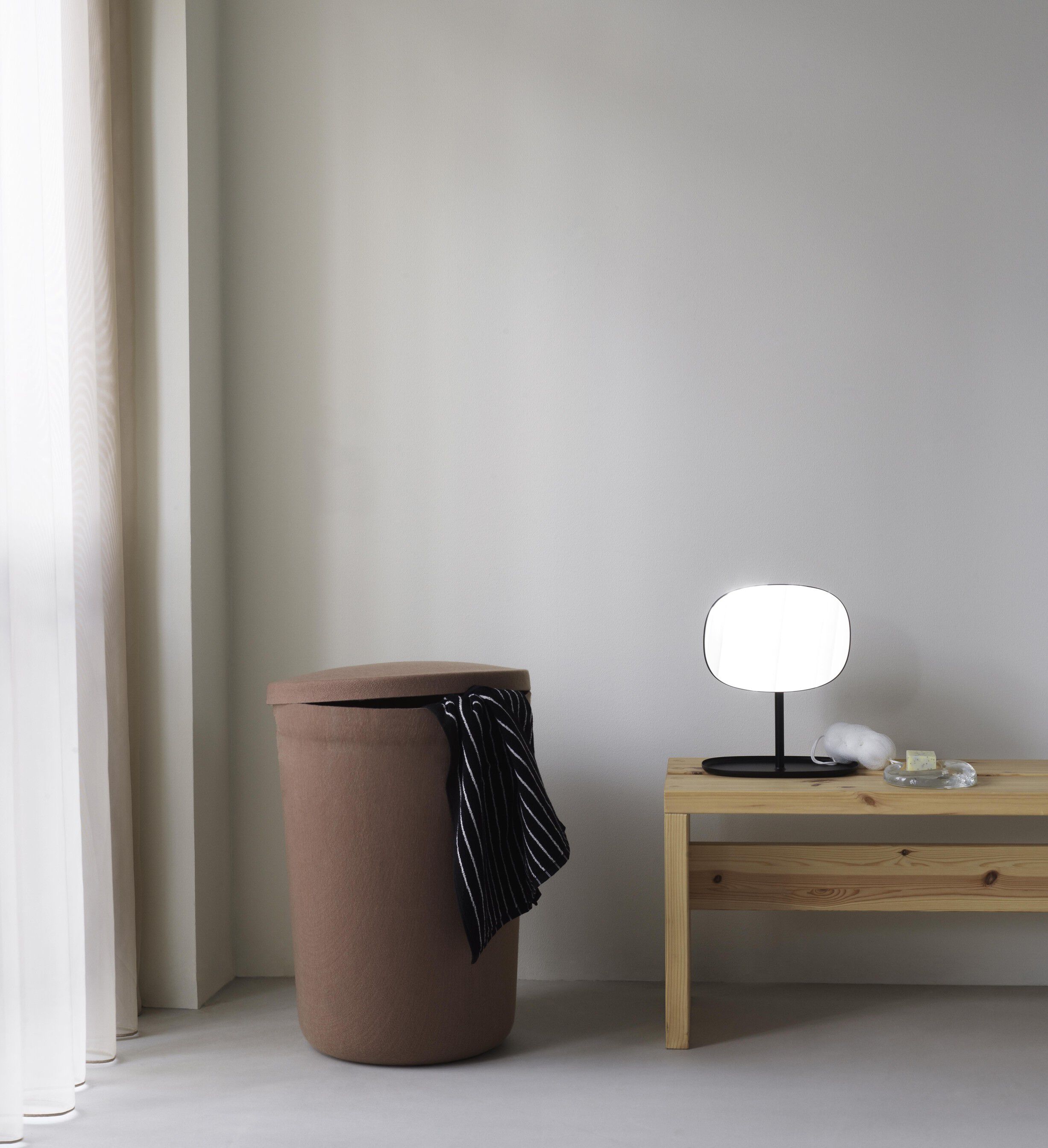 Hide Laundry Basket Brown
