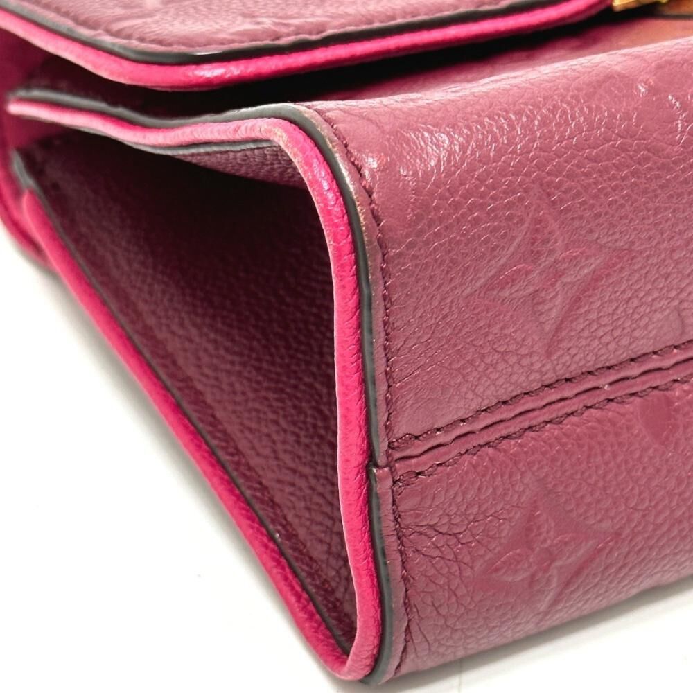 Louis Vuitton Shoulder Bags