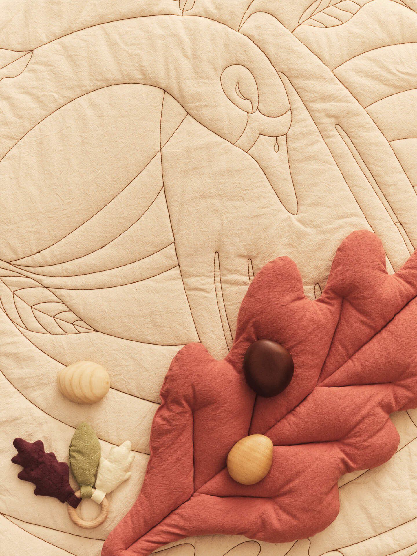 Leaf Rattle - Tea Green