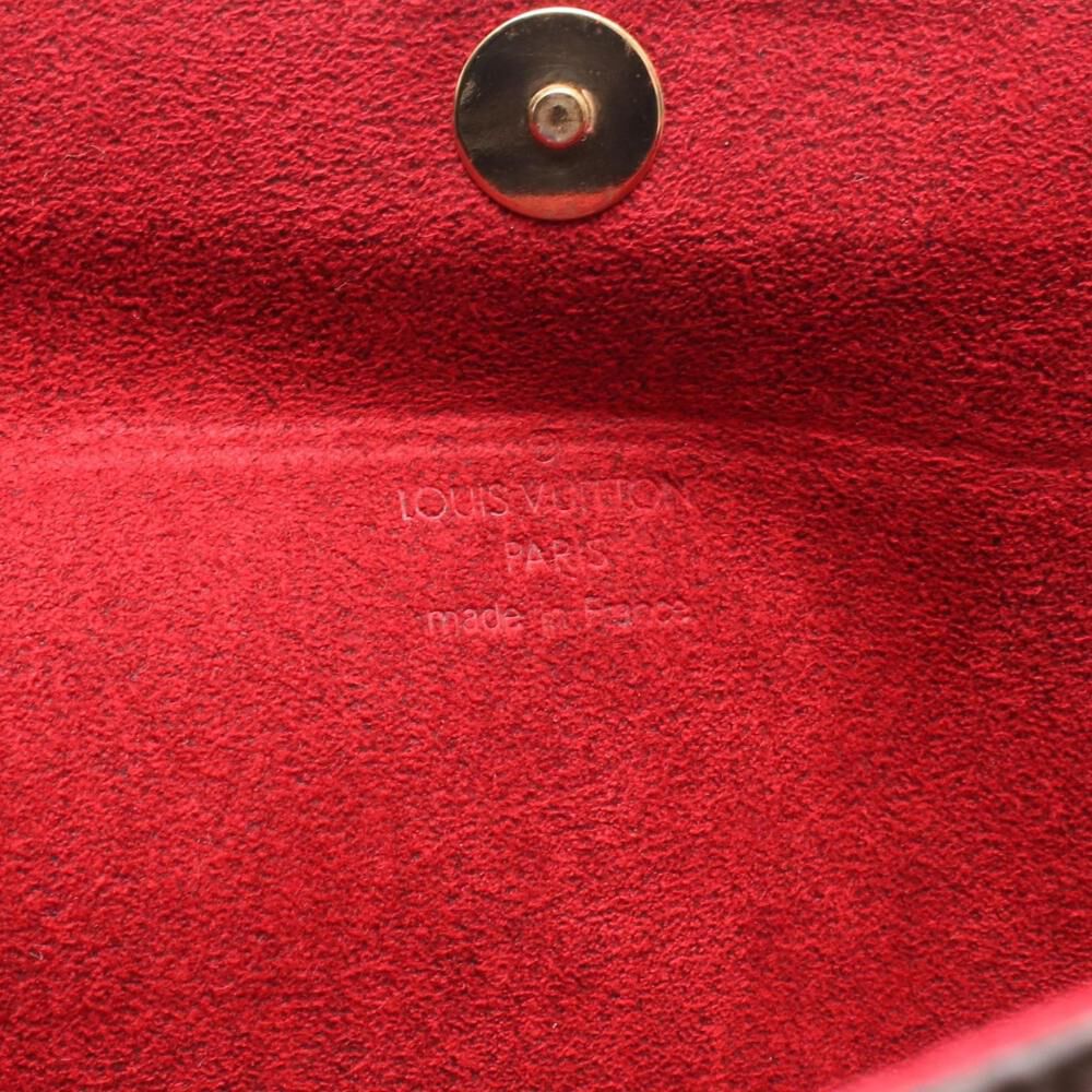 Louis Vuitton Recital