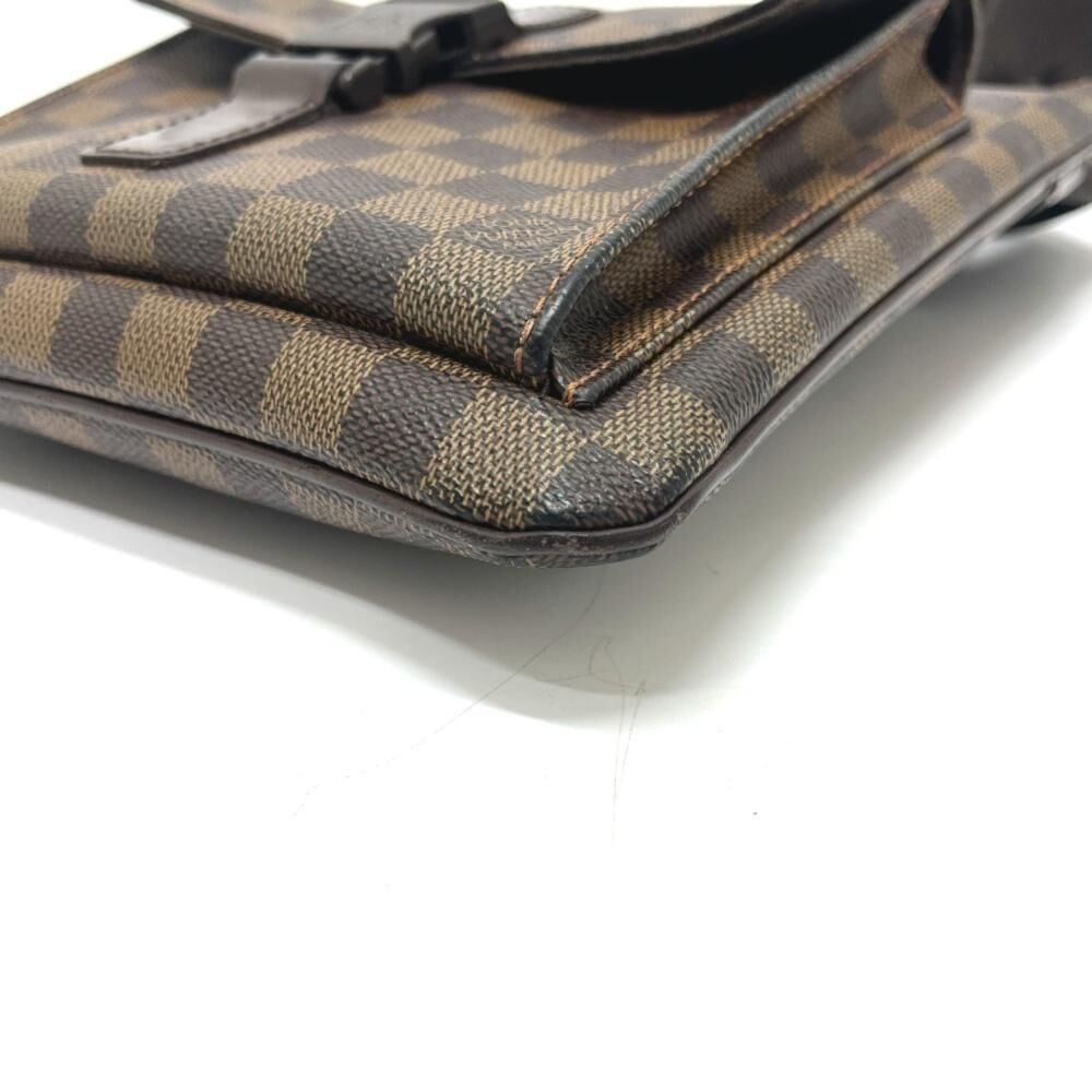 Louis Vuitton Shoulder Bags