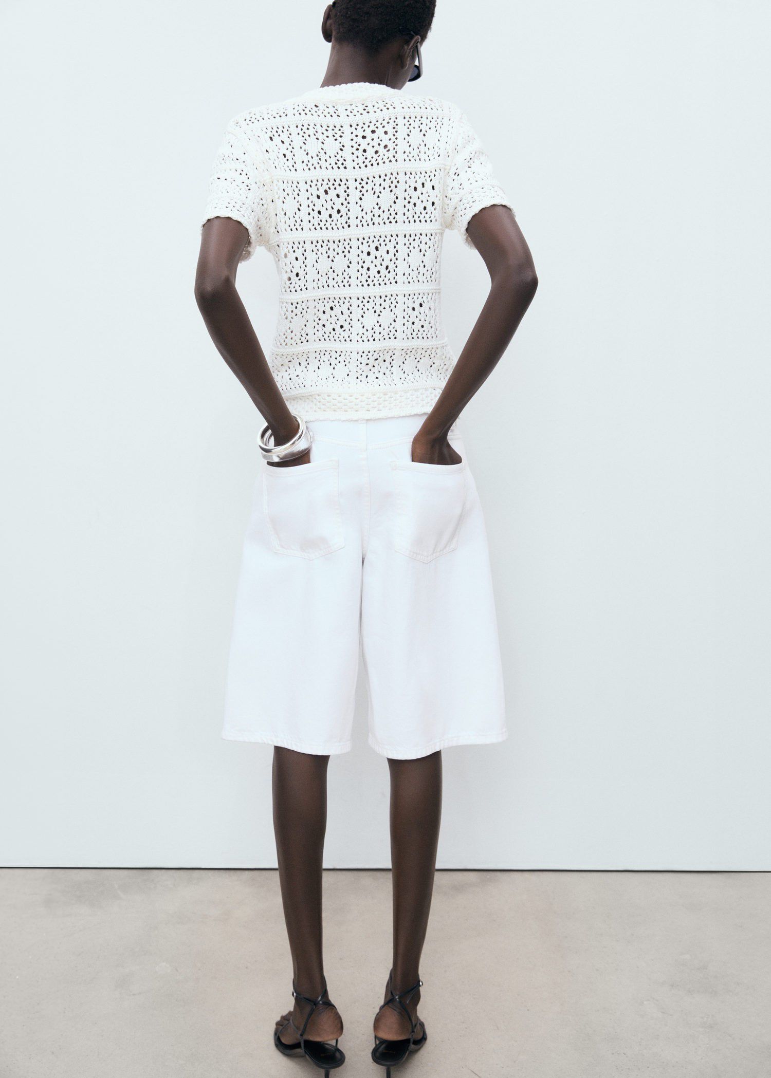 Short-sleeved crochet cardigan