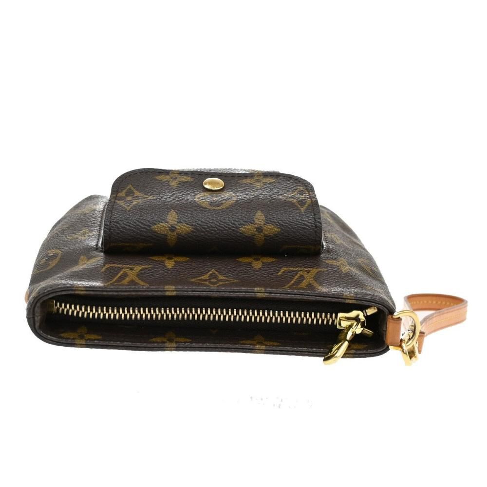 Louis Vuitton Clutch