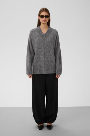 SLBean V-Neck Pullover