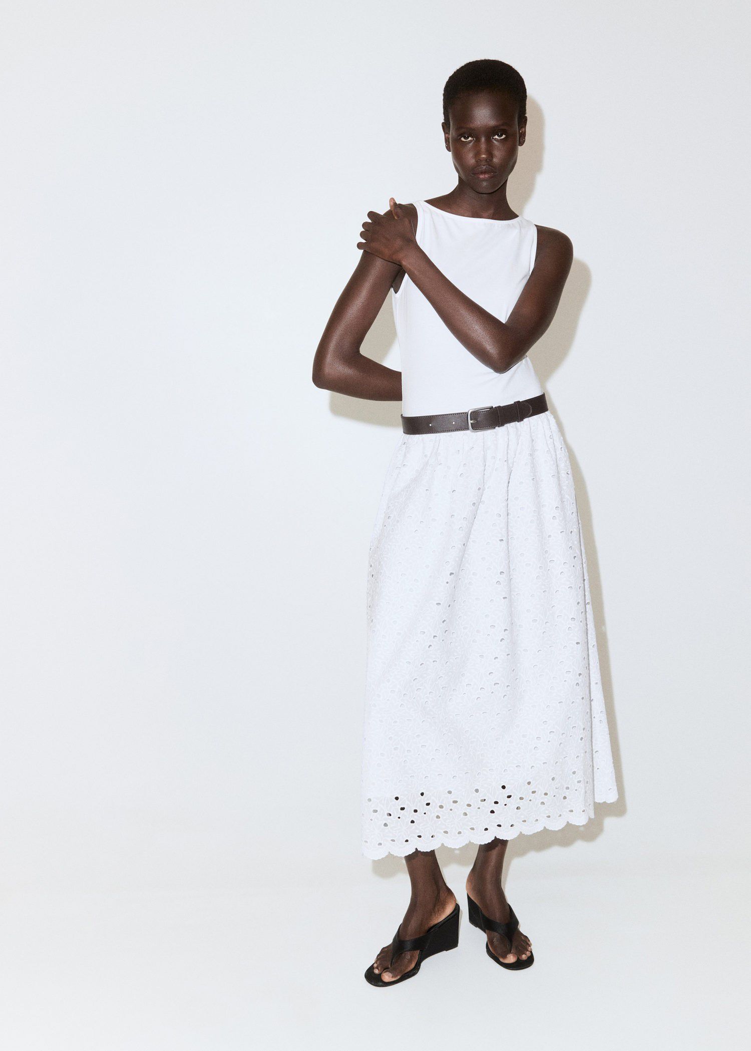 Embroidered lace flared dress