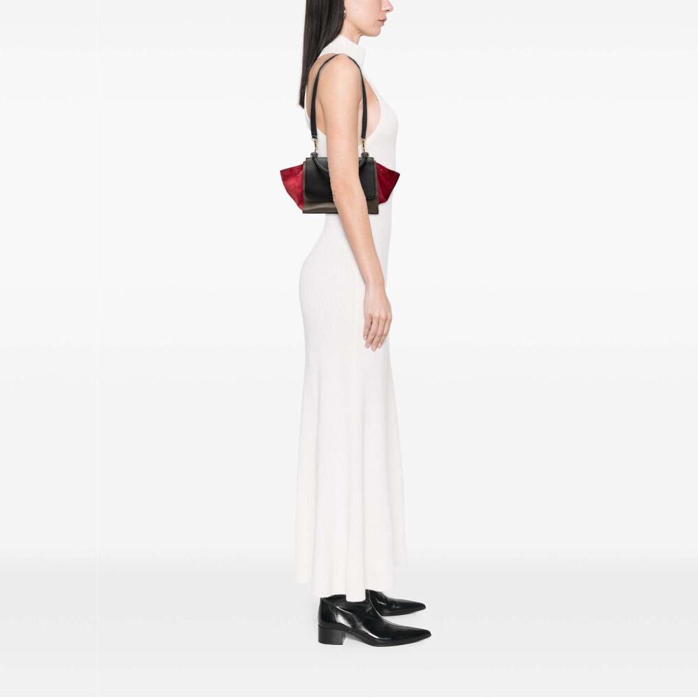 C&eacute;line Trapeze