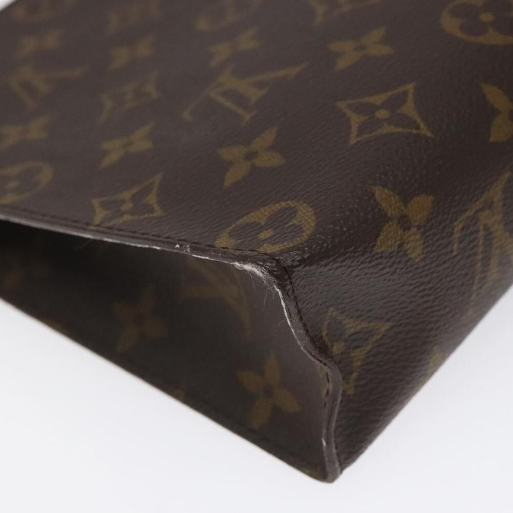 Louis Vuitton Poche Toilette
