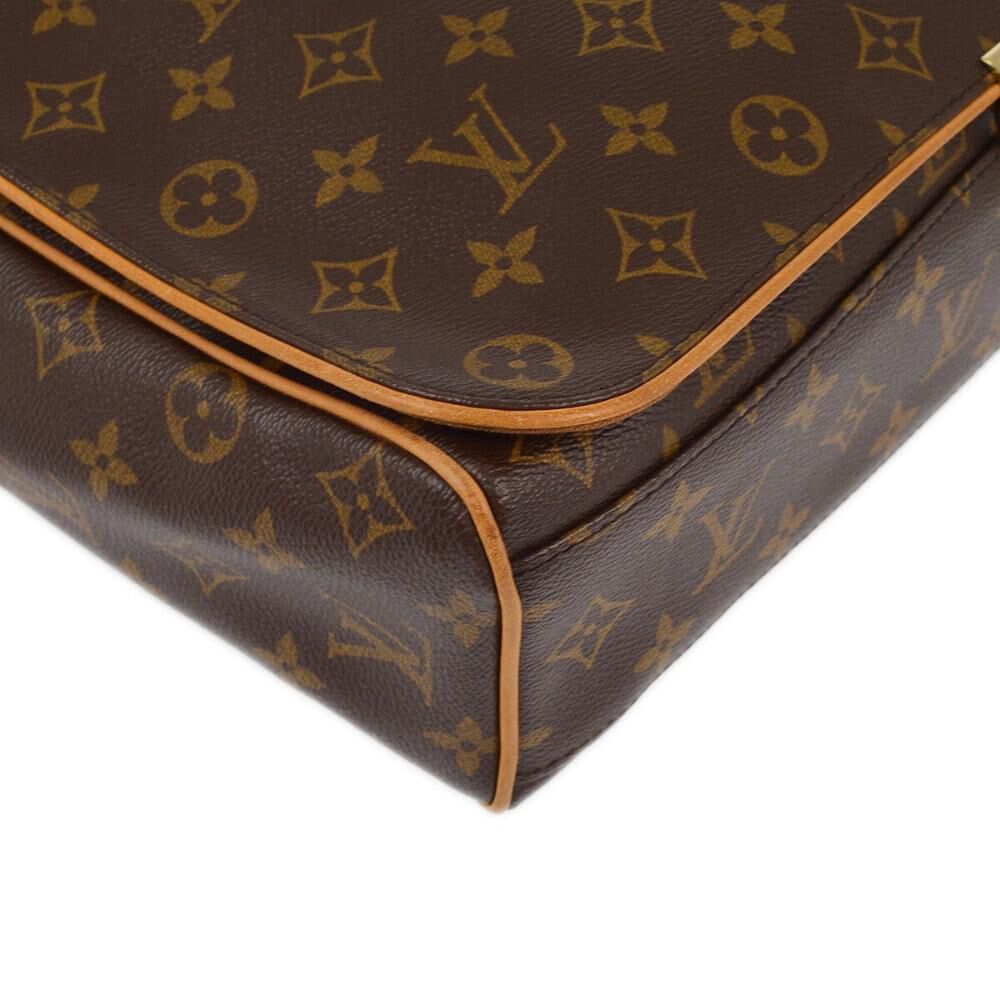Louis Vuitton Messenger