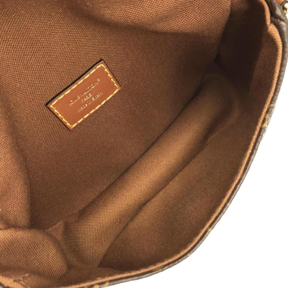 Louis Vuitton Shoulder Bags