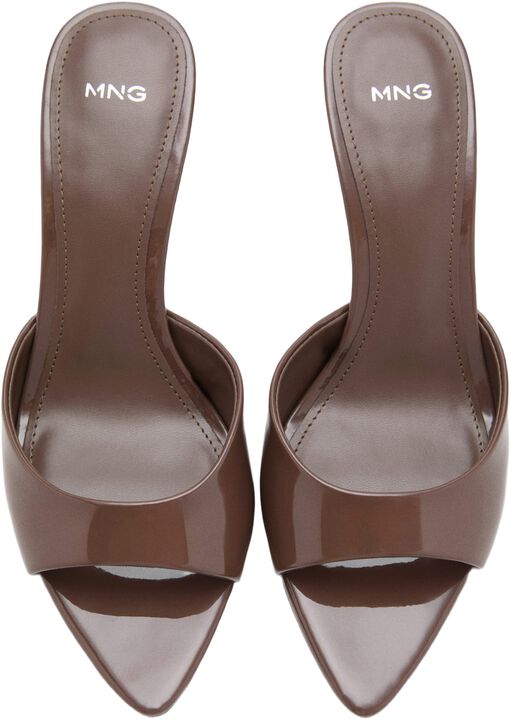 SANDALS. -- PEPYB