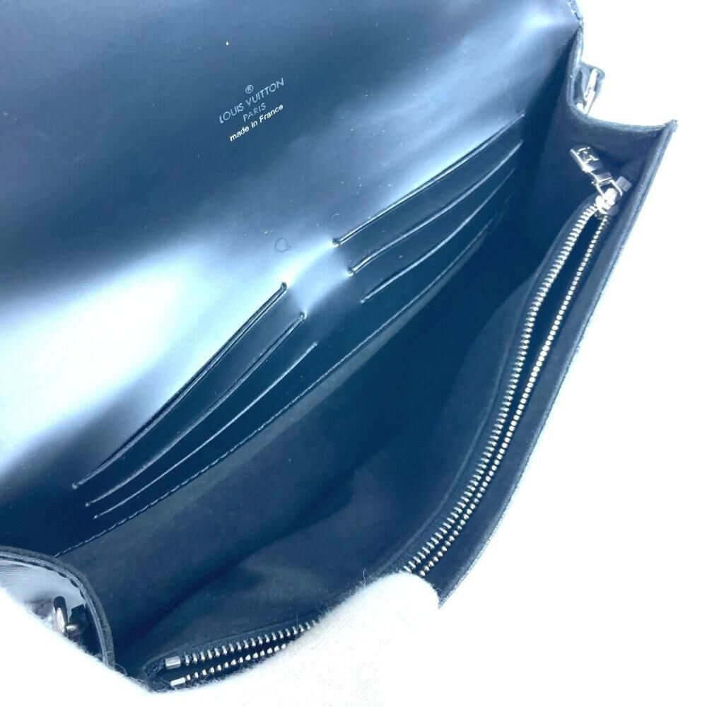 Louis Vuitton Clutch