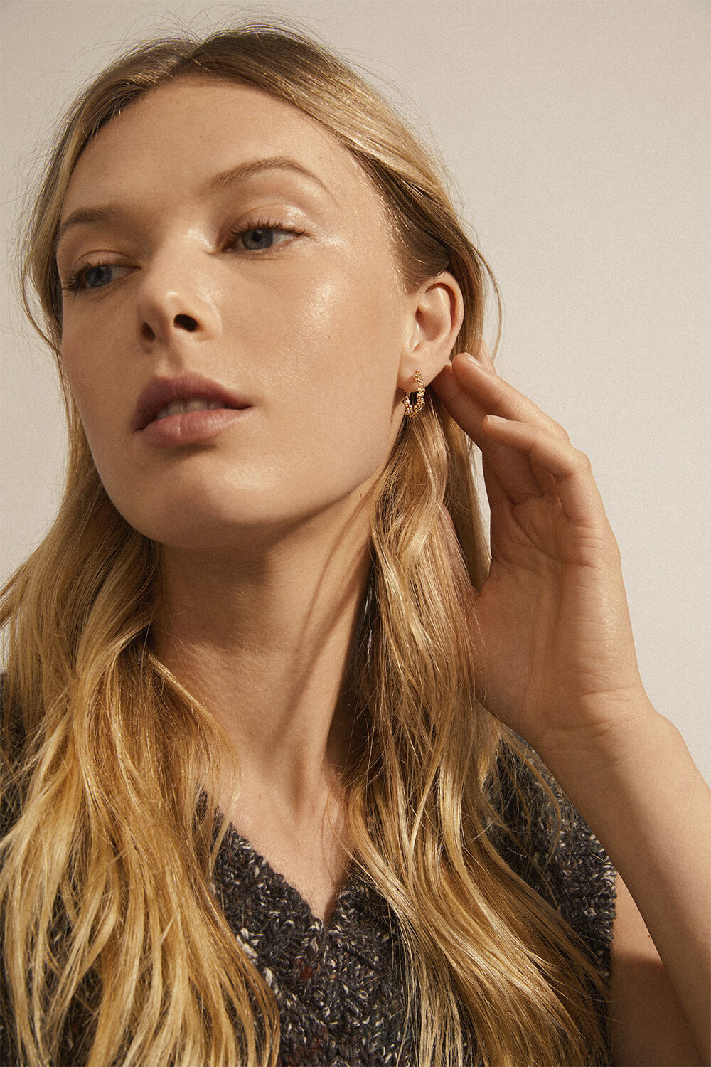 SOLIDARITY medium bubbles hoop earrings gold-plated
