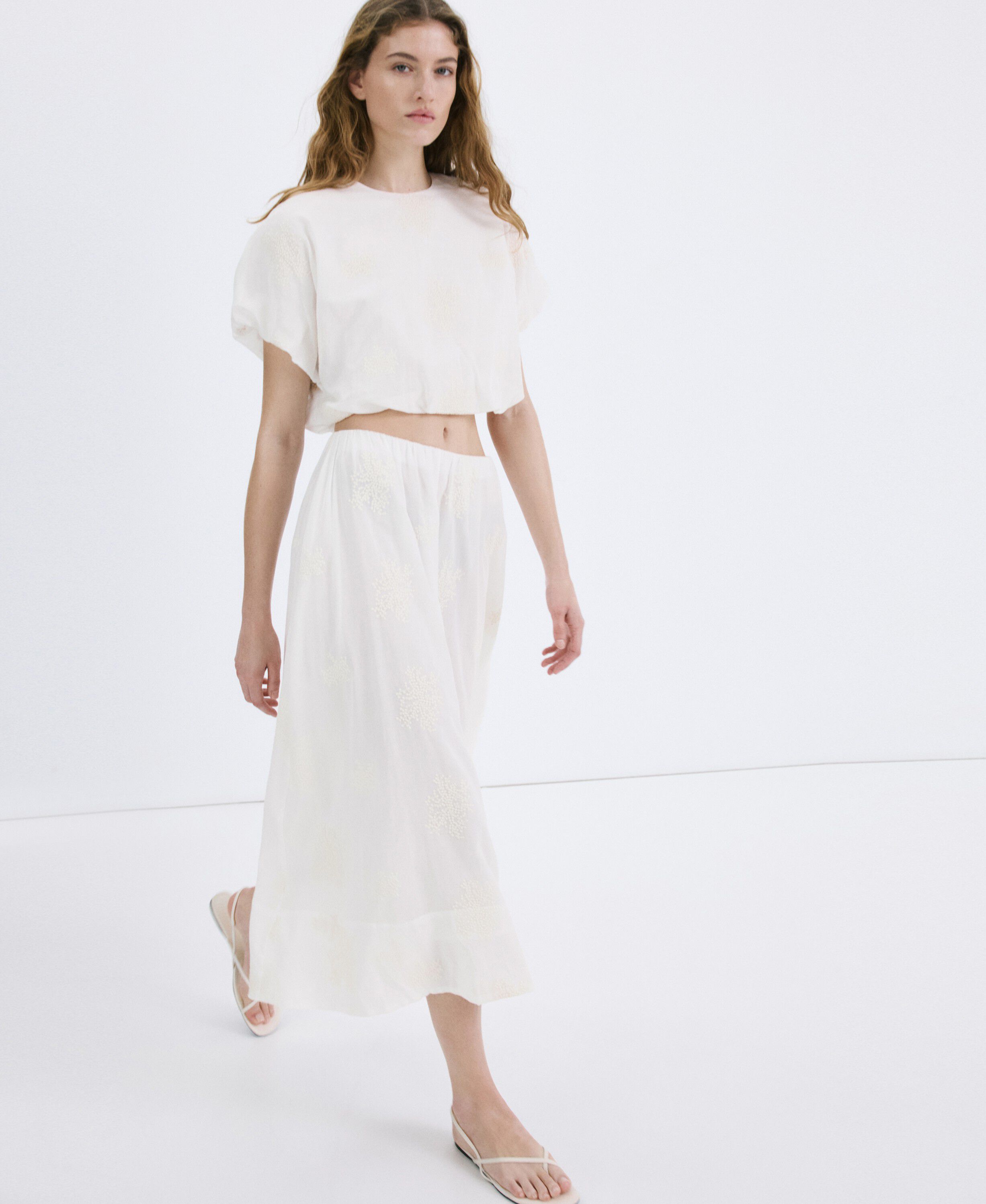 Cotton skirt with embroidery detail