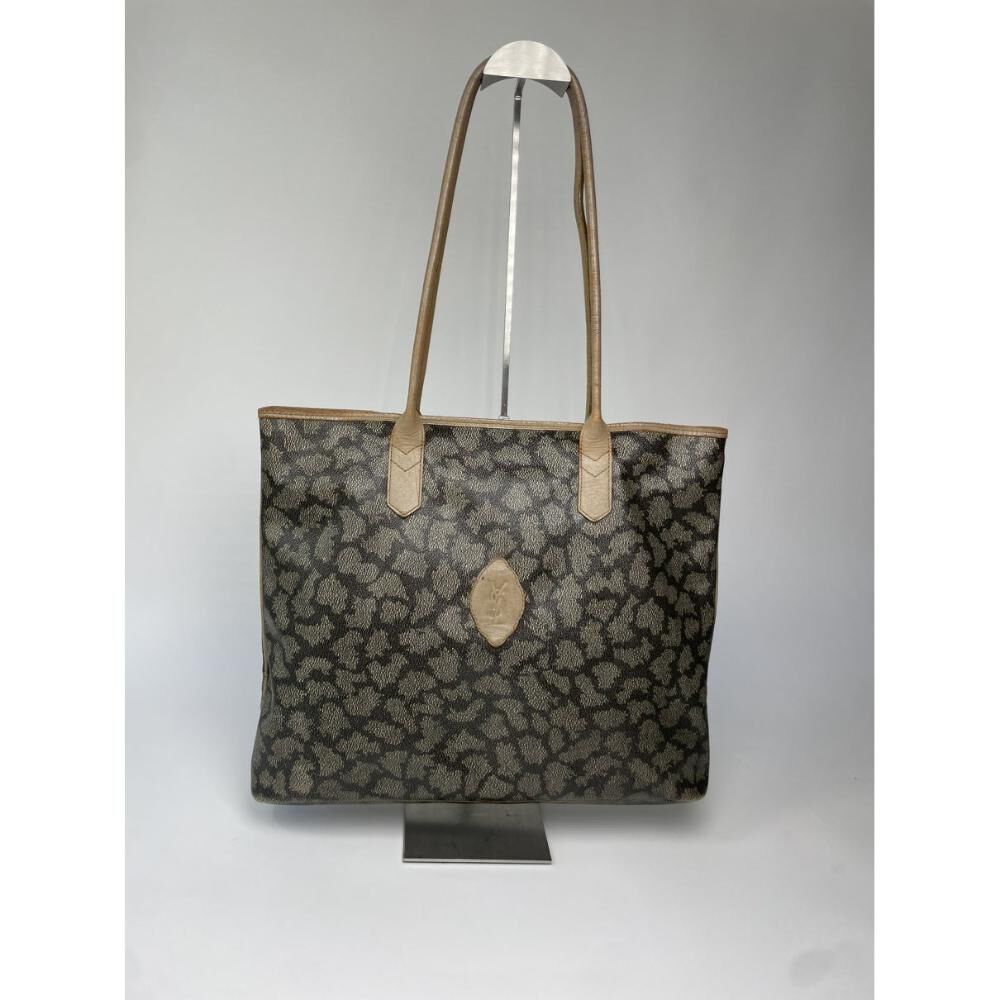 Yves Saint Laurent Shoulder Bag