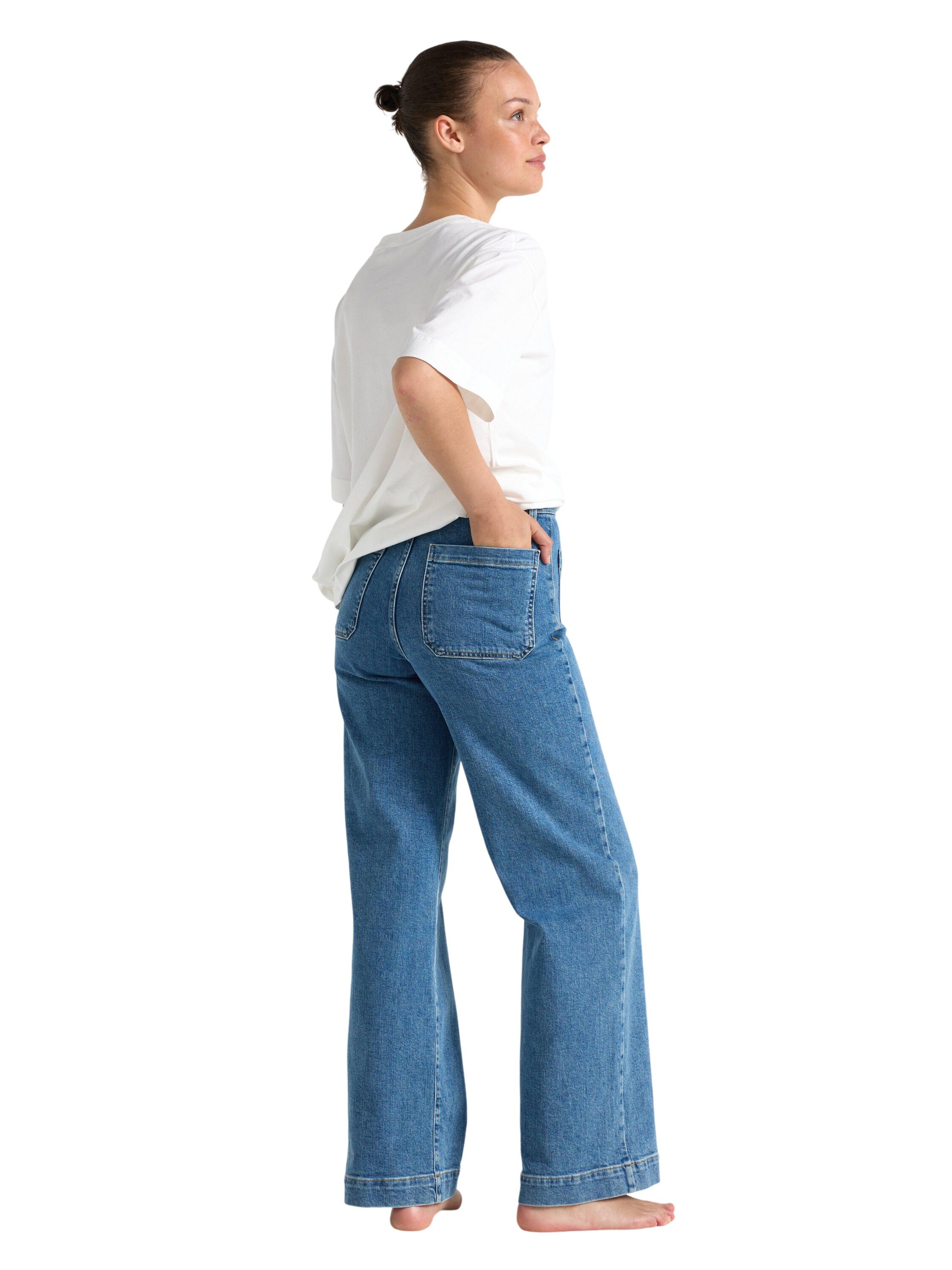 Jeans med h&oslash;y midje i bomullsdenim