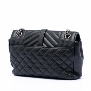 Yves Saint Laurent Shoulder Bag