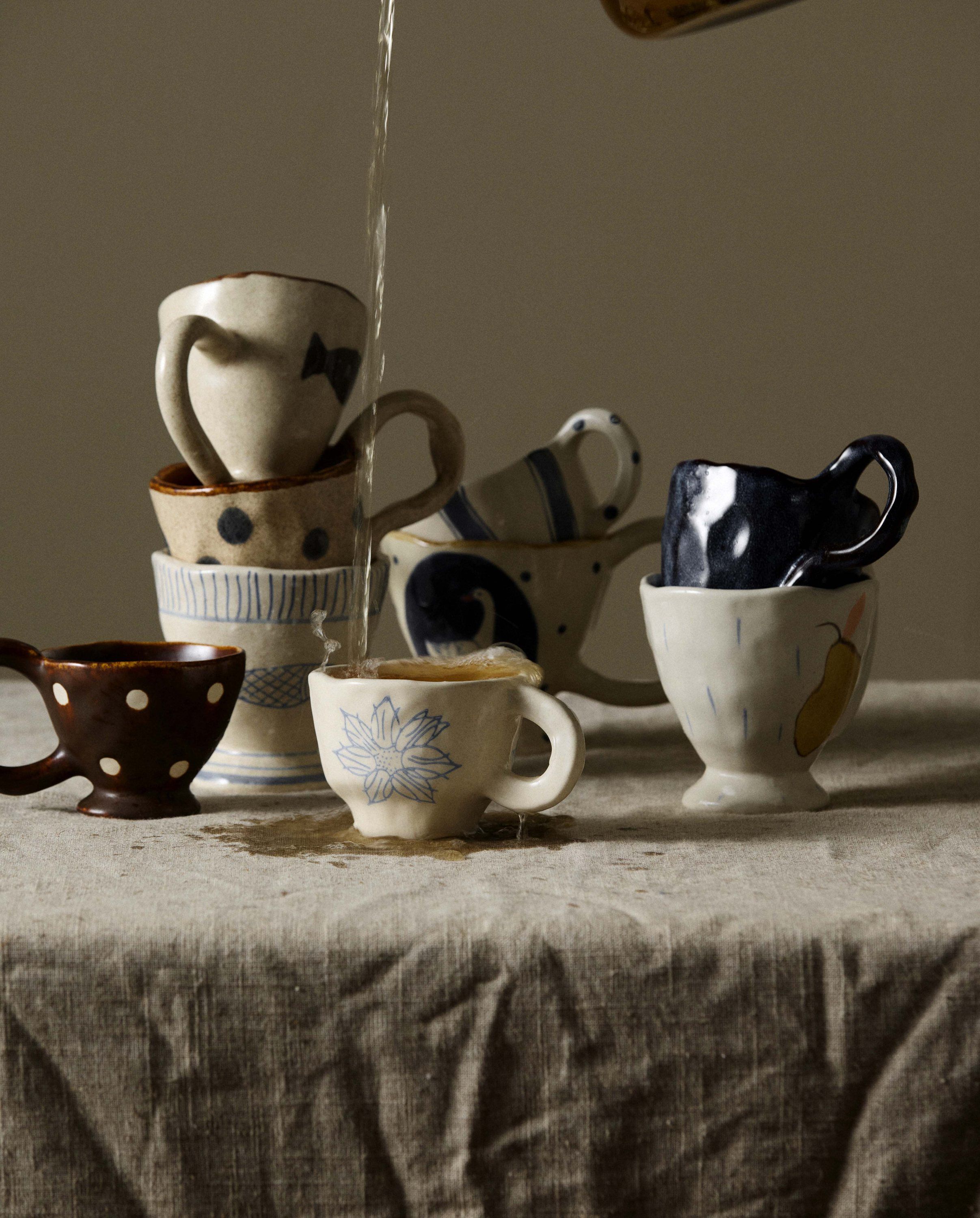 Atelier FORMA - LIRA cup w. handle