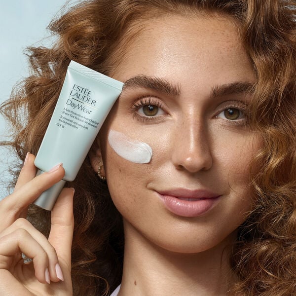 DayWear Sheer Tint SPF 15 Mini