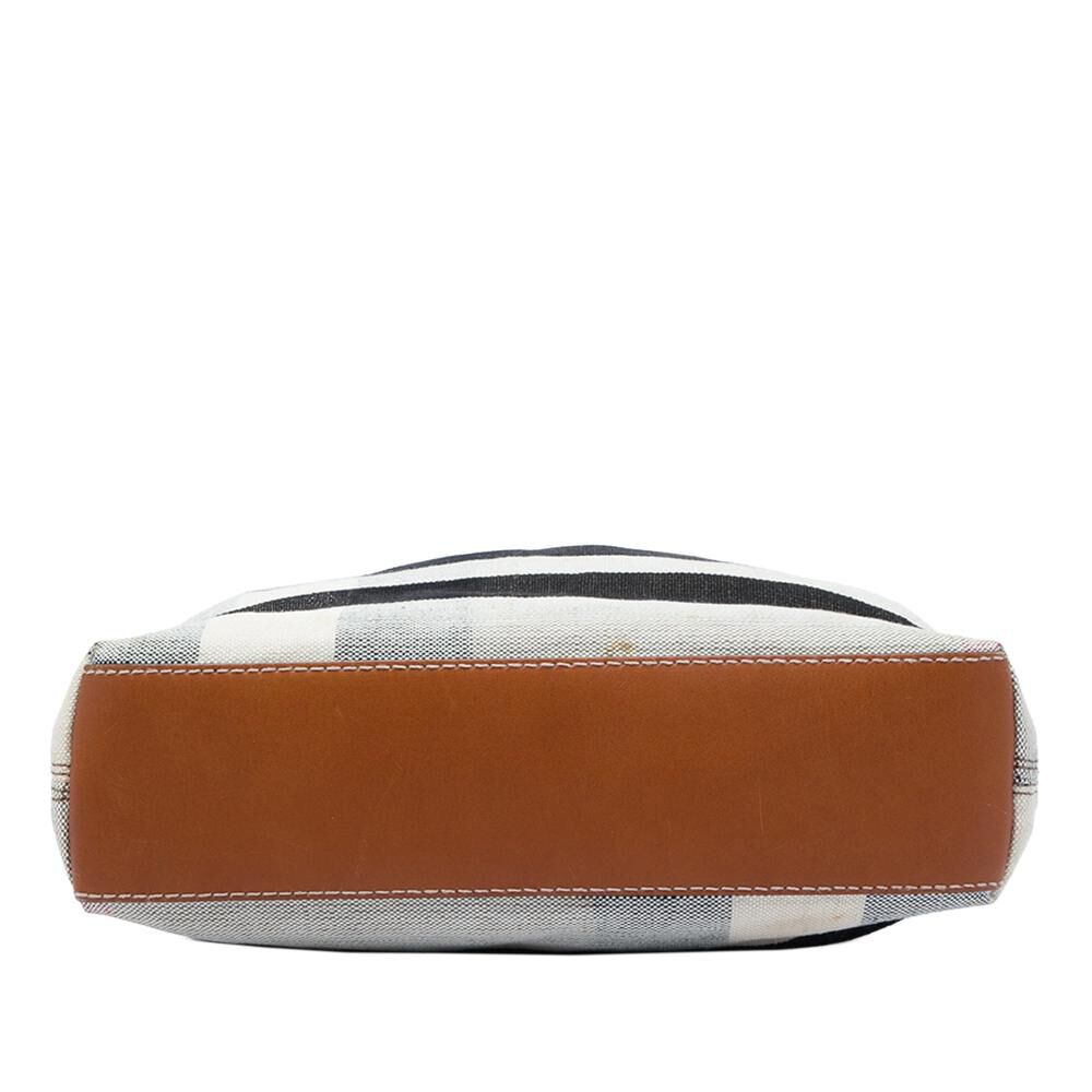 Burberry Pouch