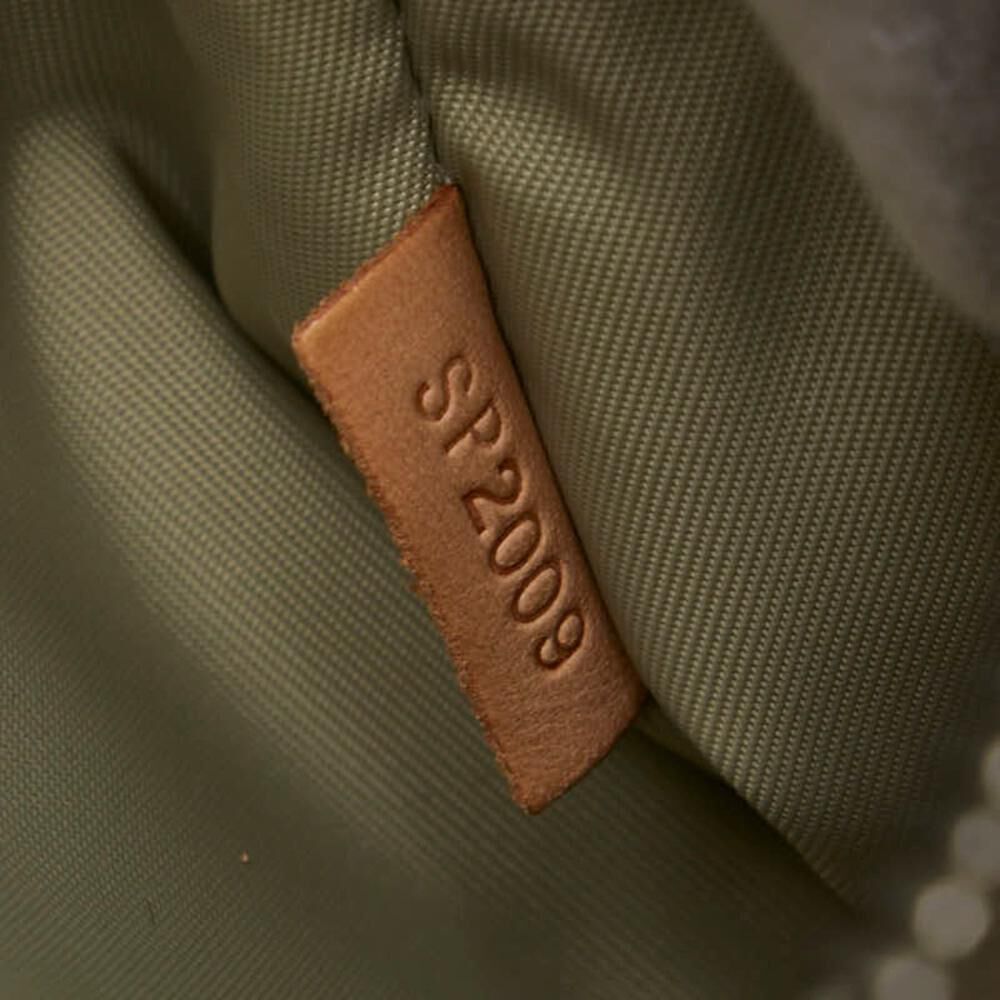 Louis Vuitton Shoulder Bags