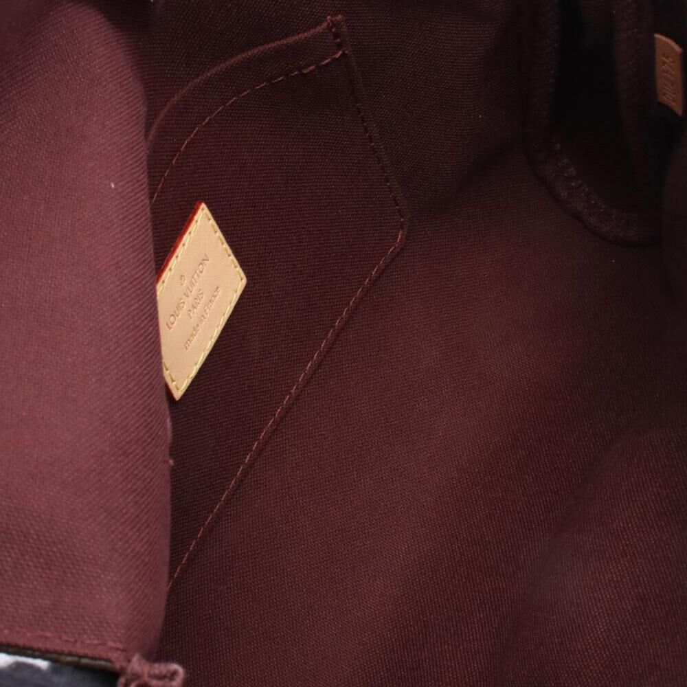 Louis Vuitton Favorite