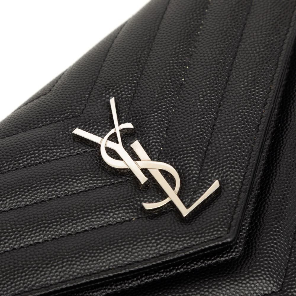 Yves Saint Laurent Shoulder Bag