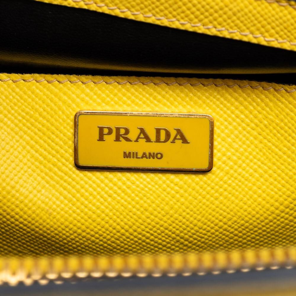 Prada Promenade