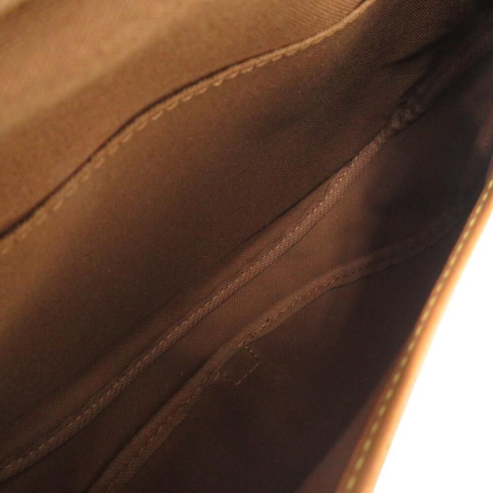 Louis Vuitton Saumur