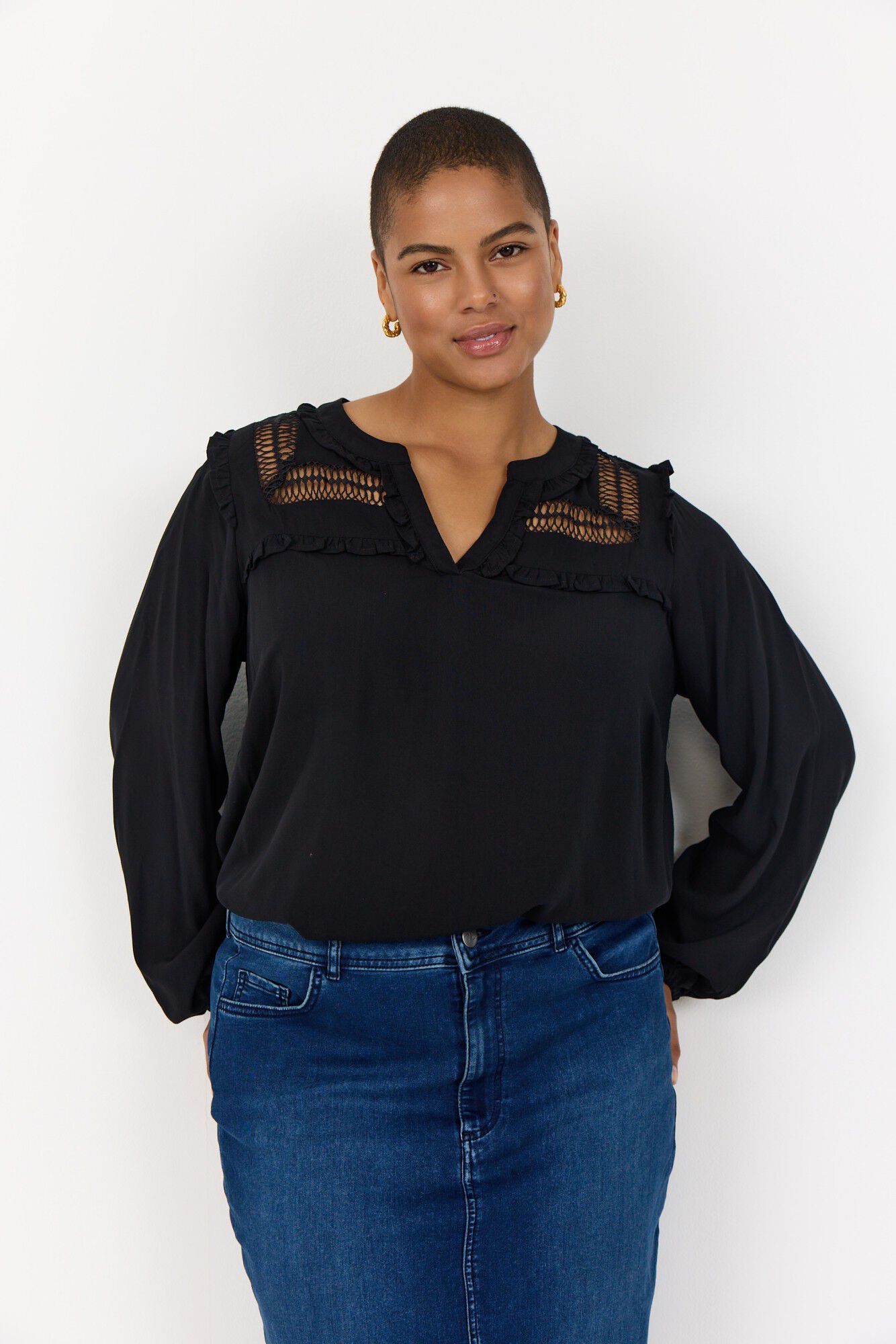 Curvy WA-SIA 33 Bluse Sort