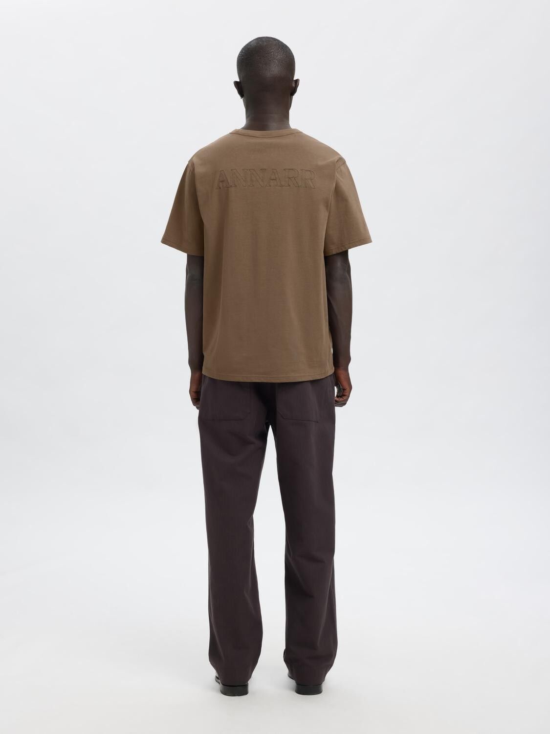 ANRRO SS O-NECK EMB TEE