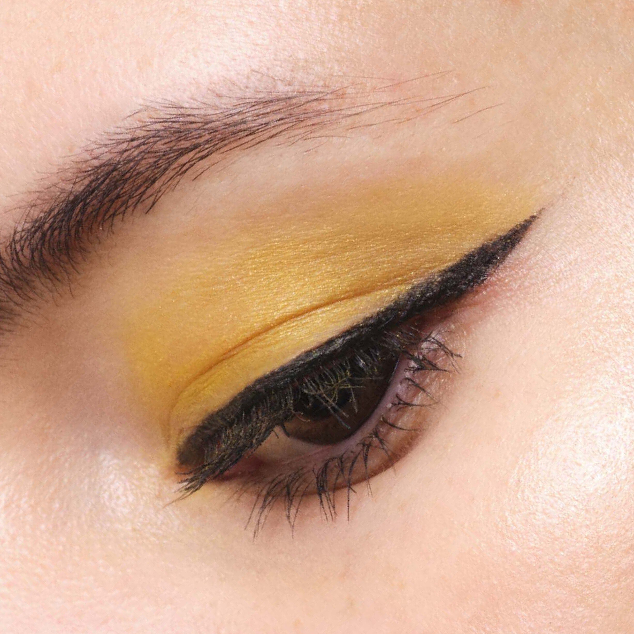 Dimensions Eyeshadow Palette